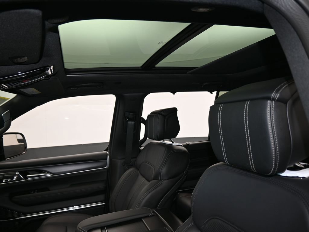 New 2026 Jeep Grand Wagoneer L Summit image 11