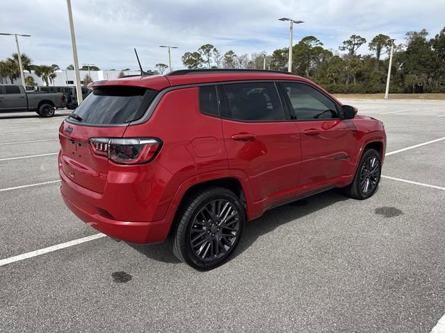 Used 2022 Jeep Compass Limited image 3