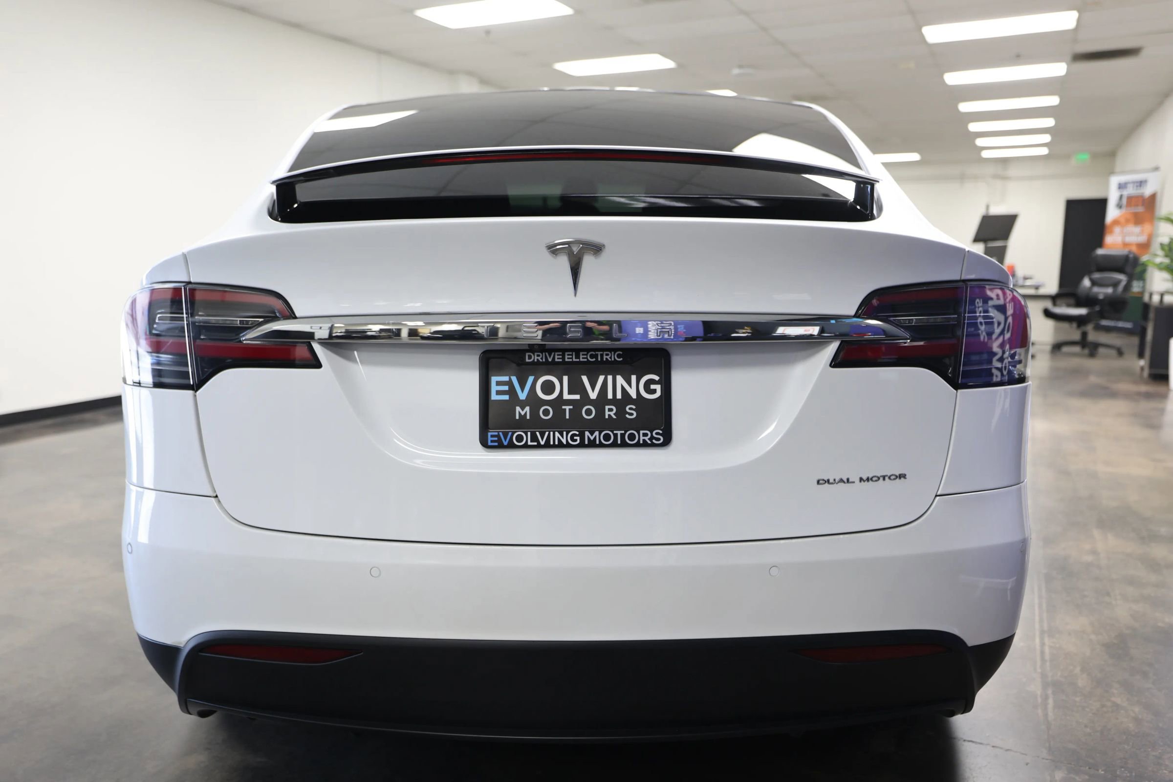 Used 2020 Tesla Model X Long Range AWD/4WD image 10