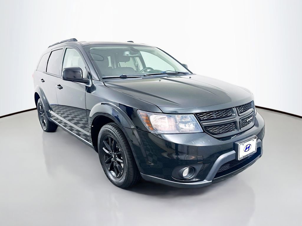 Used 2019 Dodge Journey SE w/ Premium Group image 3