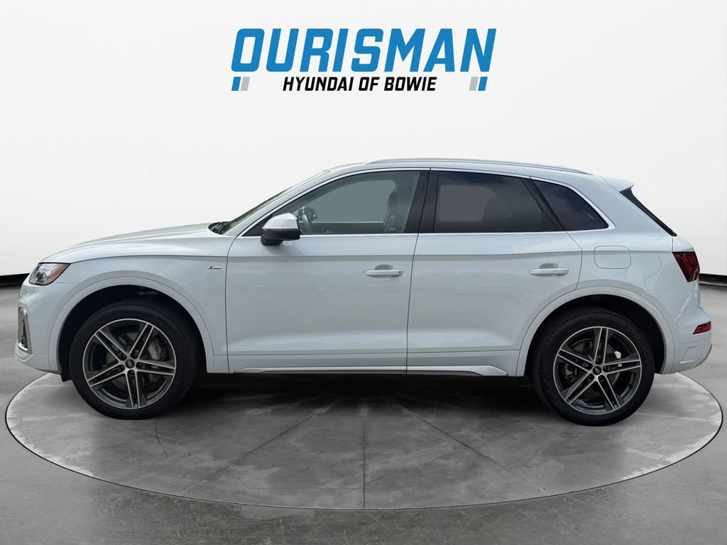 Used 2023 Audi Q5 e Premium Plus w/ Premium Plus Package AWD/4WD image 3