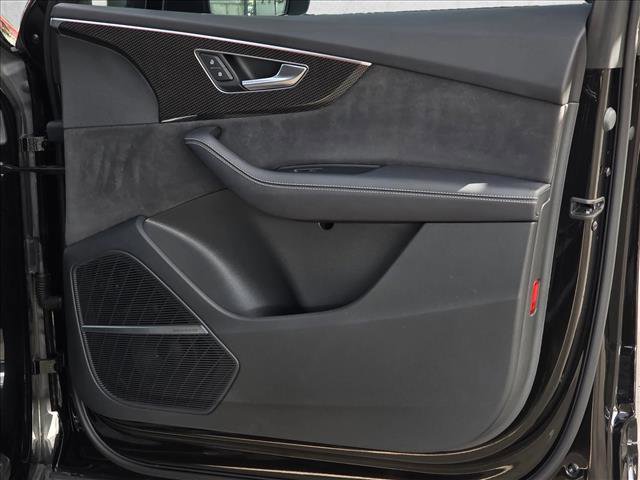 Used 2023 Audi SQ7 Prestige image 6