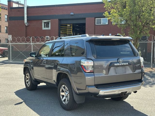Used 2015 Toyota 4Runner Trail AWD/4WD image 6