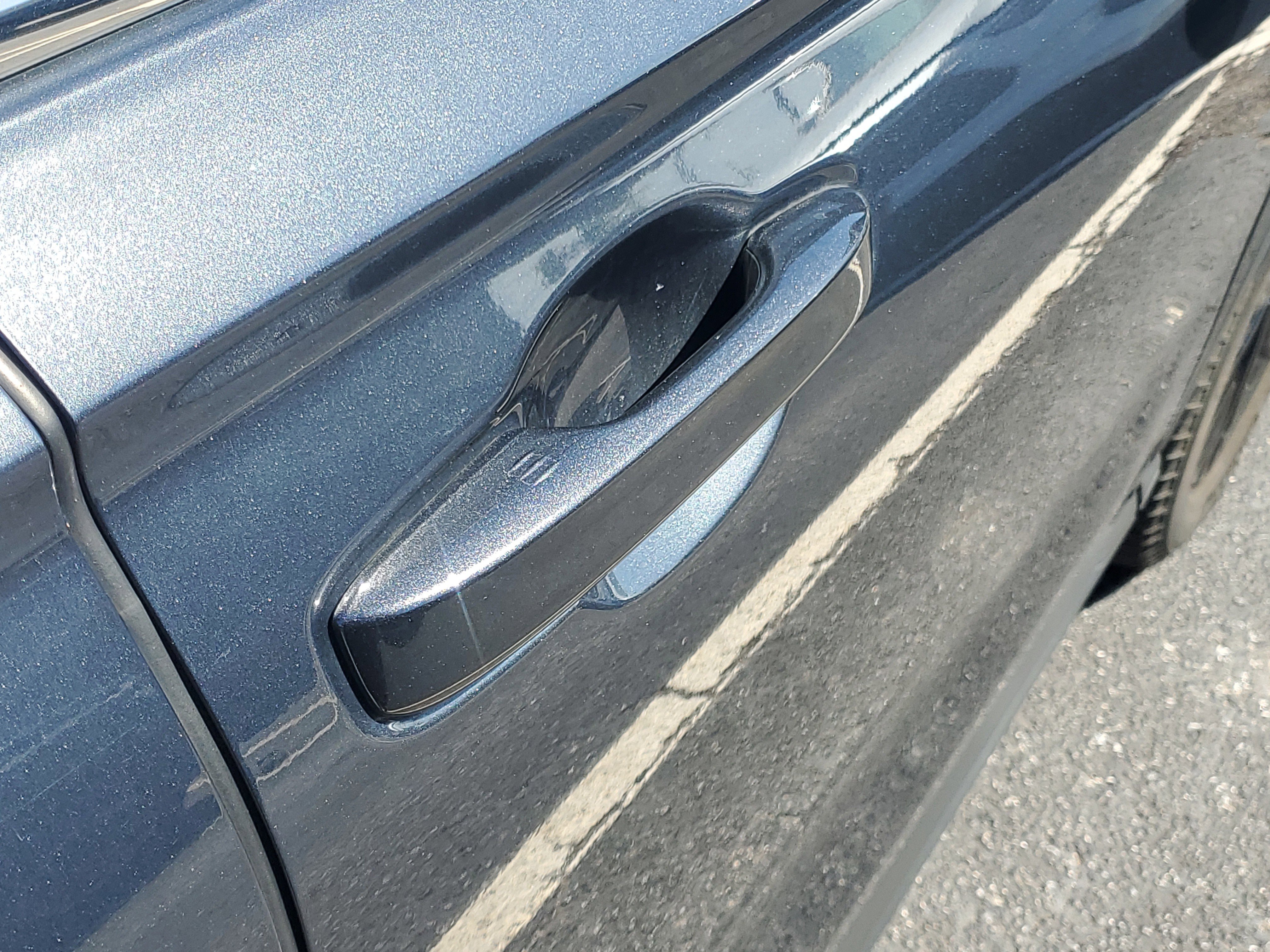 Used 2023 Honda CR-V Sport Touring image 6