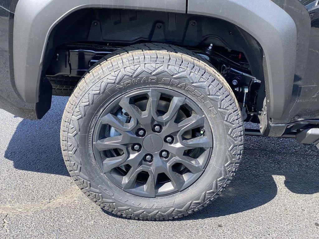 New 2026 Toyota 4Runner SR5 image 3