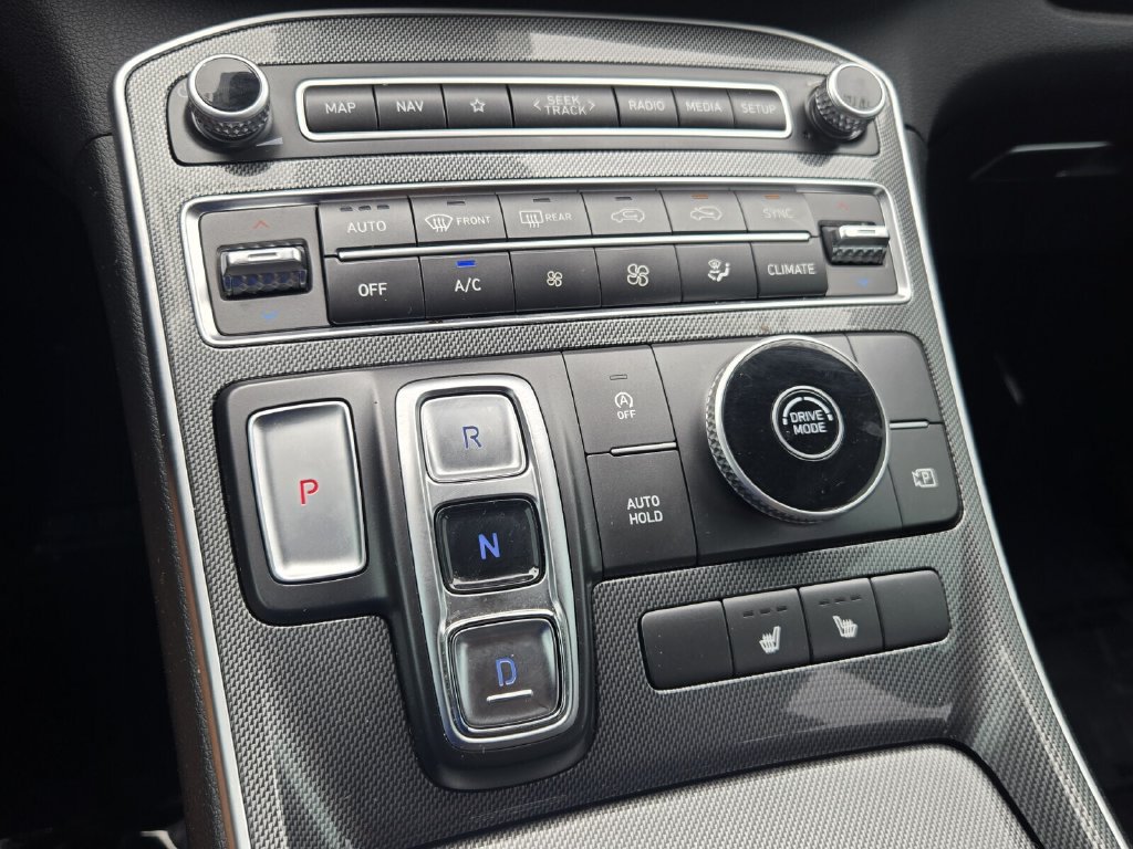 Certified 2023 Hyundai Santa Fe SEL FWD image 17