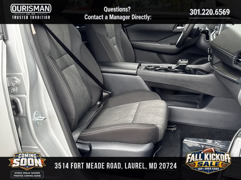 Used 2025 Nissan Rogue SV AWD/4WD image 20