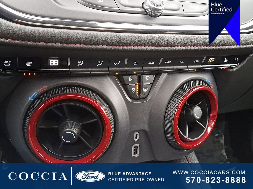 Used 2019 Chevrolet Blazer RS image 16