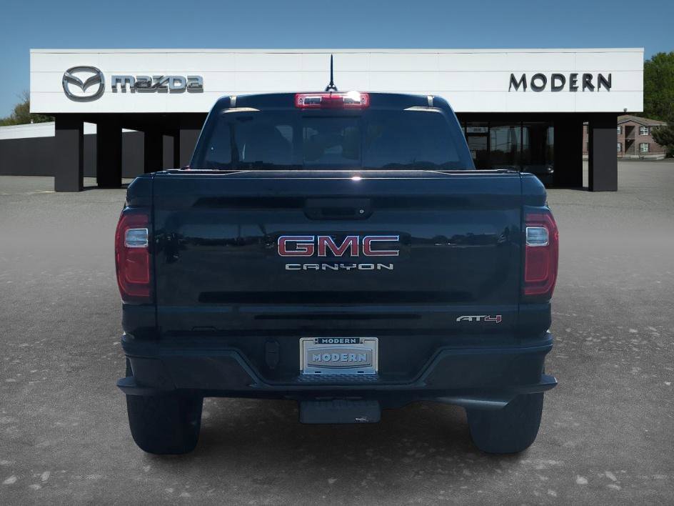 Used 2023 GMC Canyon AT4 w/ AT4 Premium Package AWD/4WD image 4