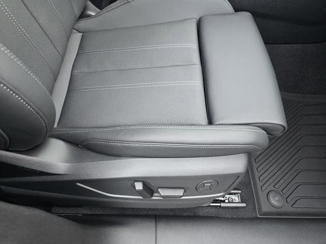 Used 2025 Audi Q5 Premium Plus image 18