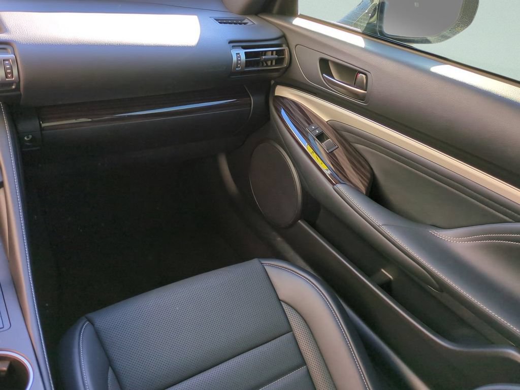 Used 2021 Lexus RC 300 w/ Accessory Package RWD image 15
