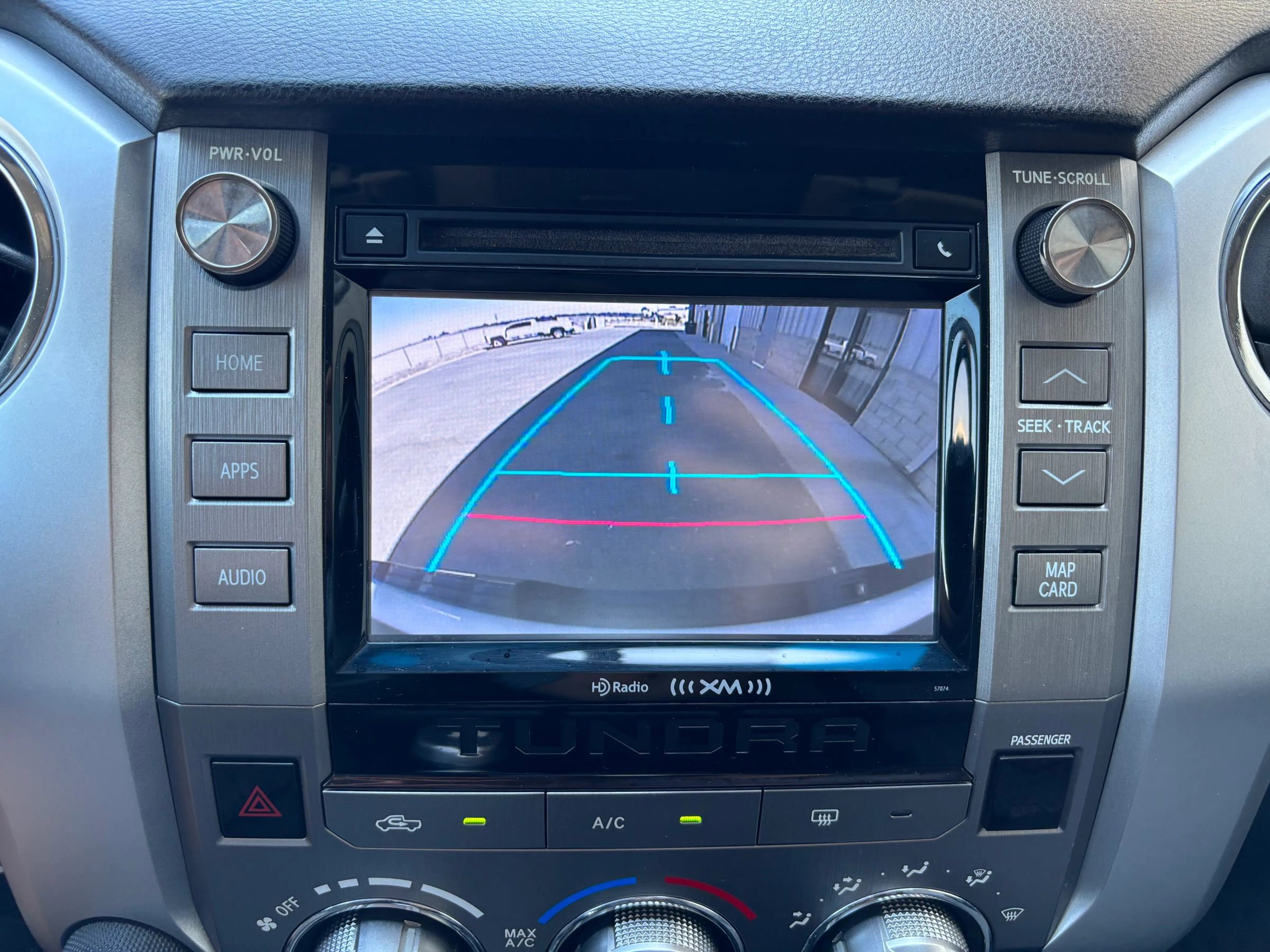 Used 2014 Toyota Tundra SR5 image 21