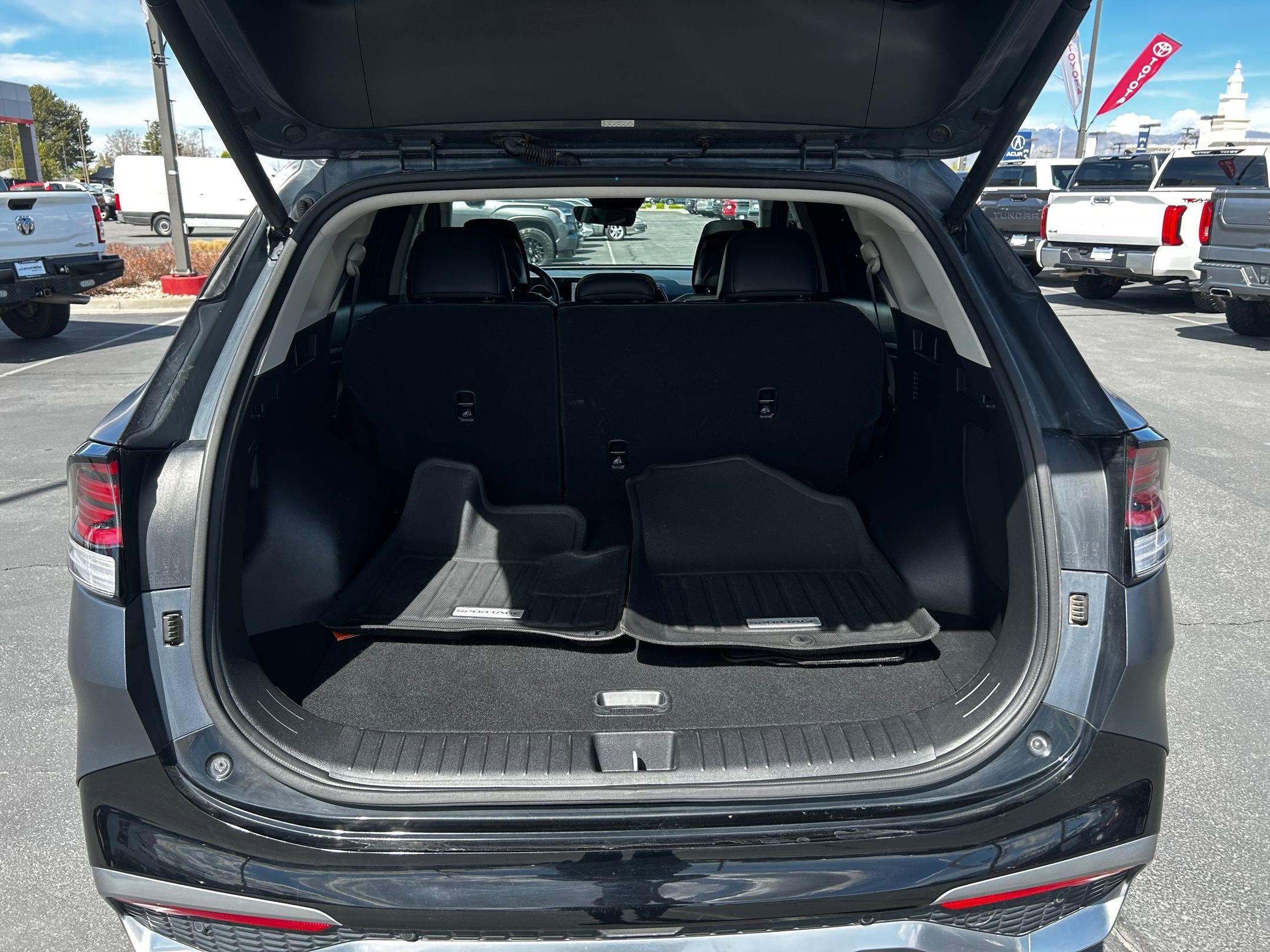 Used 2023 Kia Sportage SX Prestige image 26