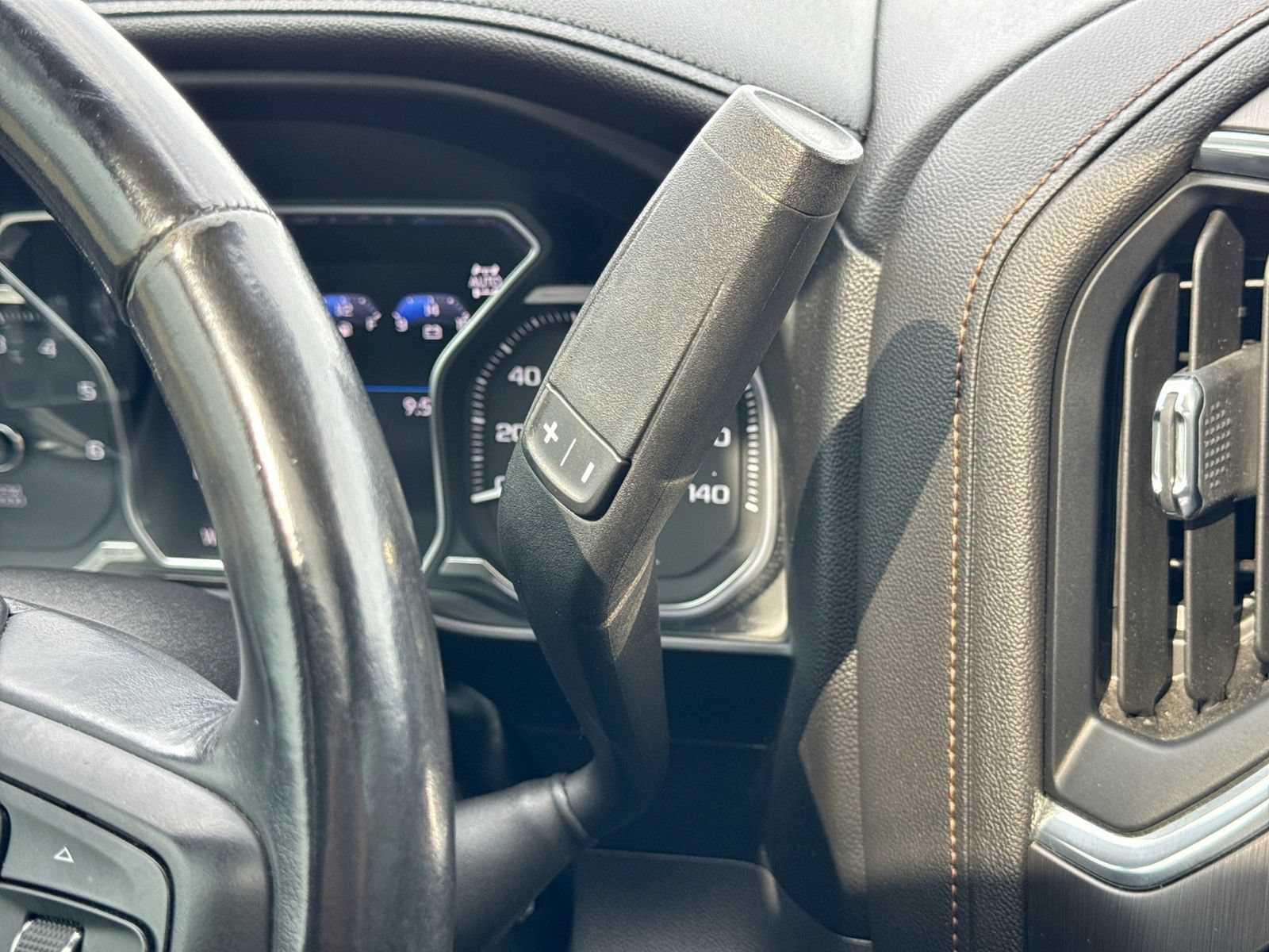 Used 2019 GMC Sierra 1500 AT4 w/ AT4 Premium Package AWD/4WD image 40