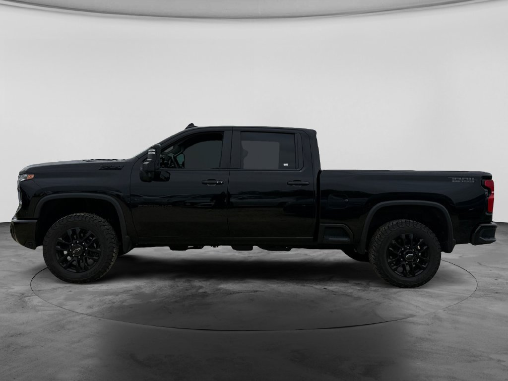 Used 2025 Chevrolet Silverado 2500 LT w/ Trail Boss Package AWD/4WD image 6
