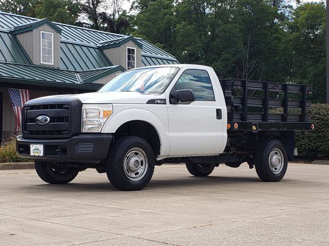 Used 2011 Ford F350 XL w/ Skid Plate Pkg image 1