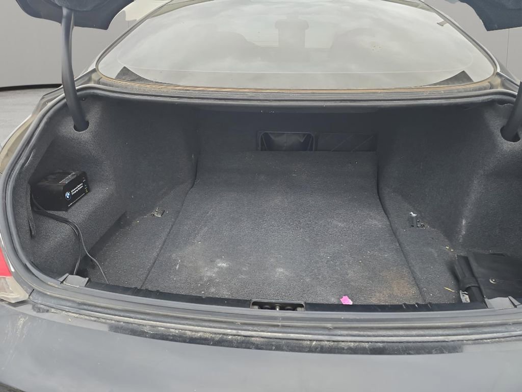 Used 2006 BMW M6 Coupe image 7