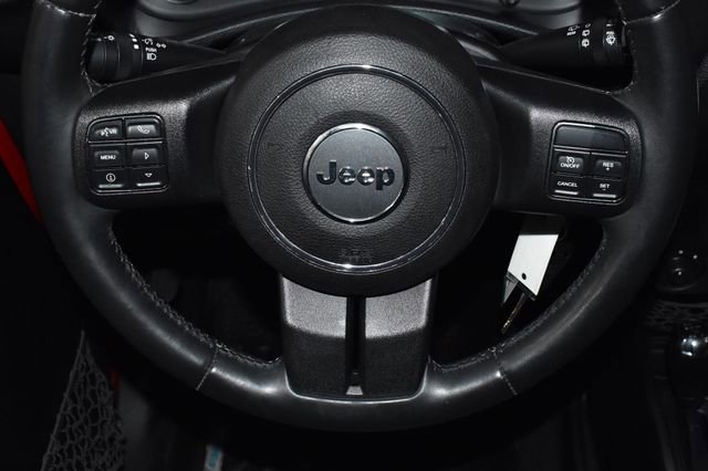 Used 2013 Jeep Wrangler Unlimited Sahara w/ Connectivity Group image 15