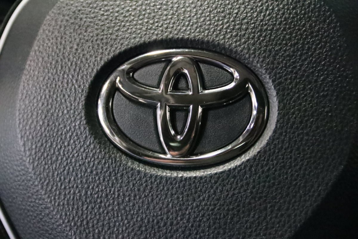 Used 2022 Toyota RAV4 XLE Premium AWD/4WD image 40