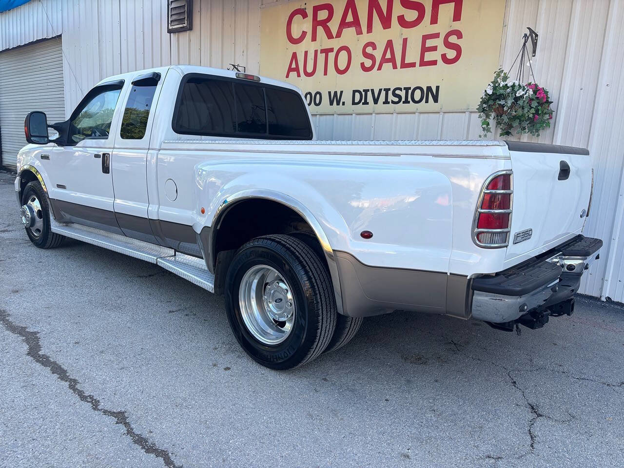 Used 2007 Ford F350 Lariat RWD image 6