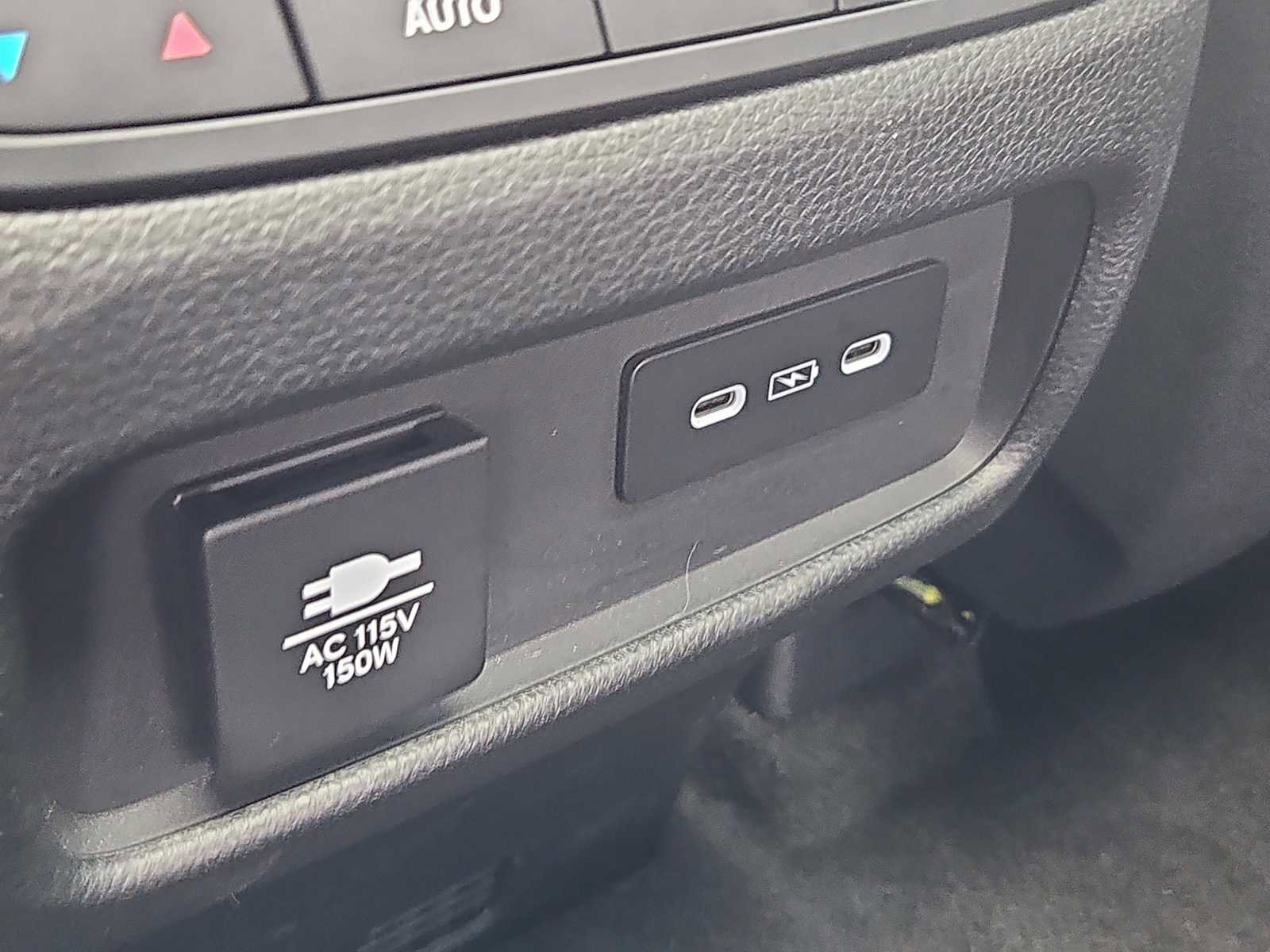 Certified 2024 Honda Pilot TrailSport image 20