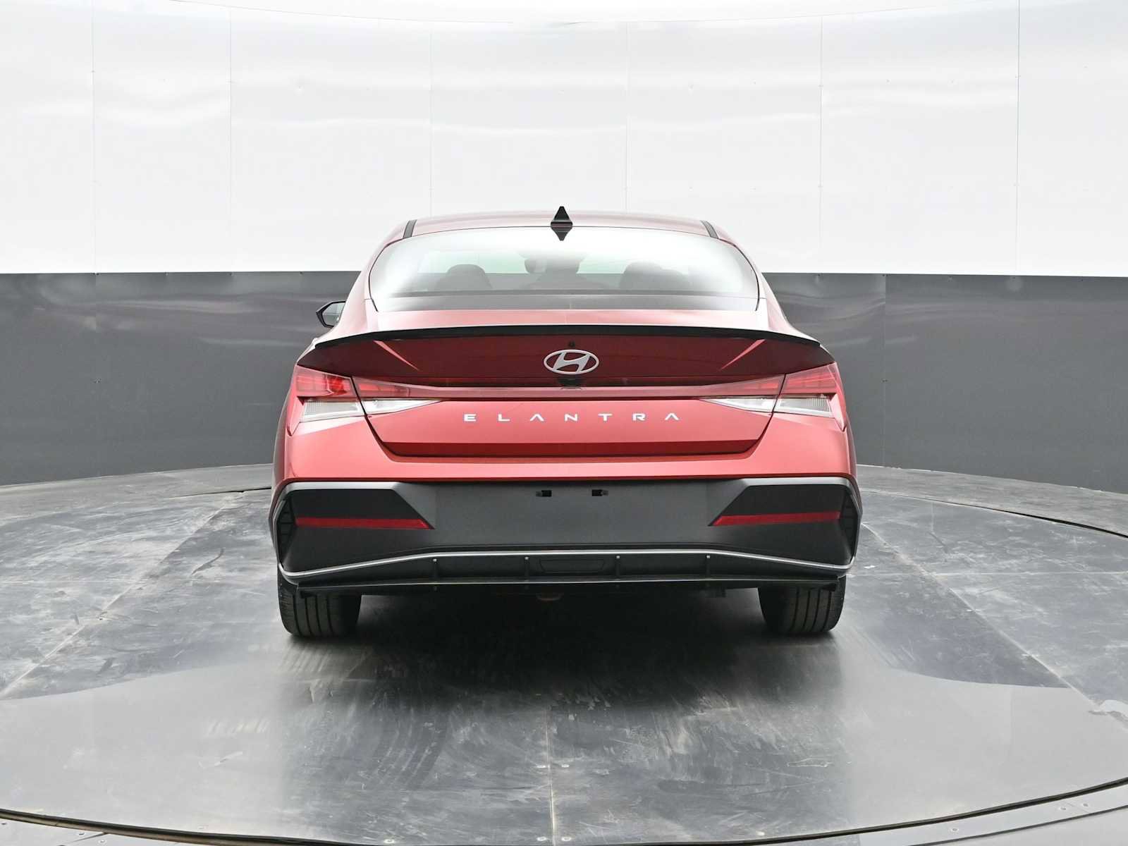 New 2026 Hyundai Elantra SEL Sport Premium image 6