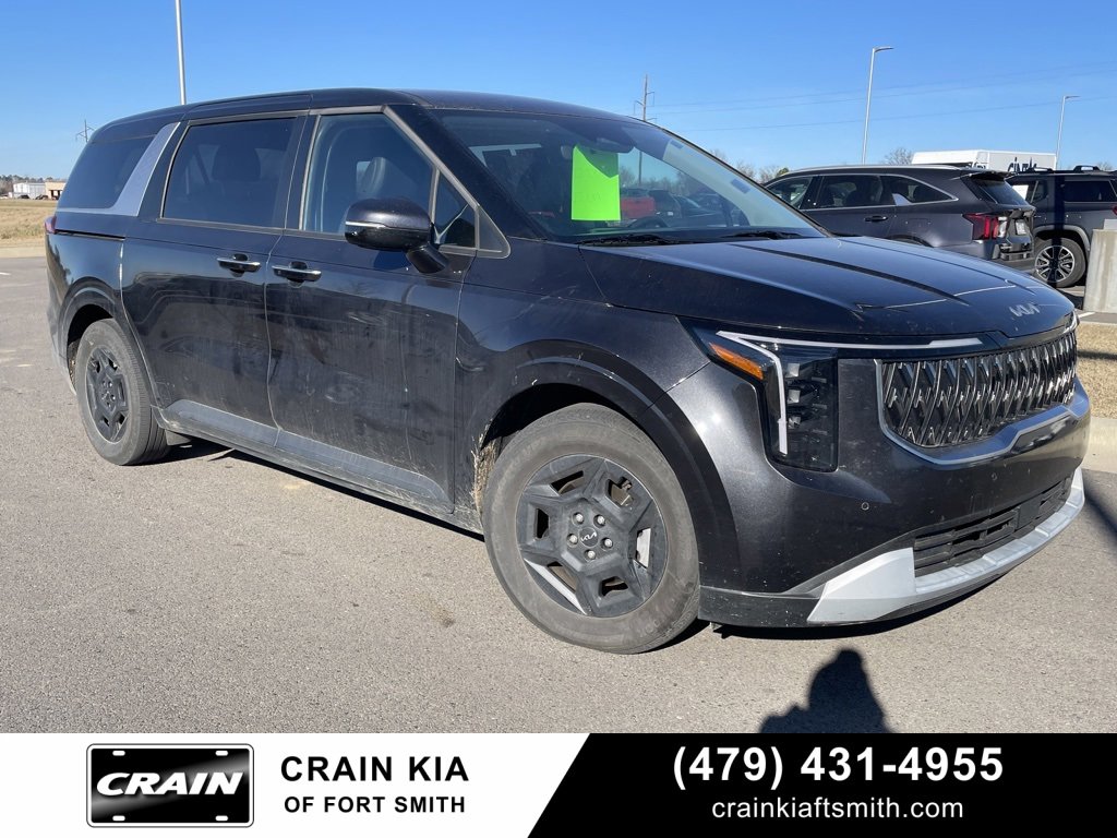 Certified 2025 Kia Carnival image 1