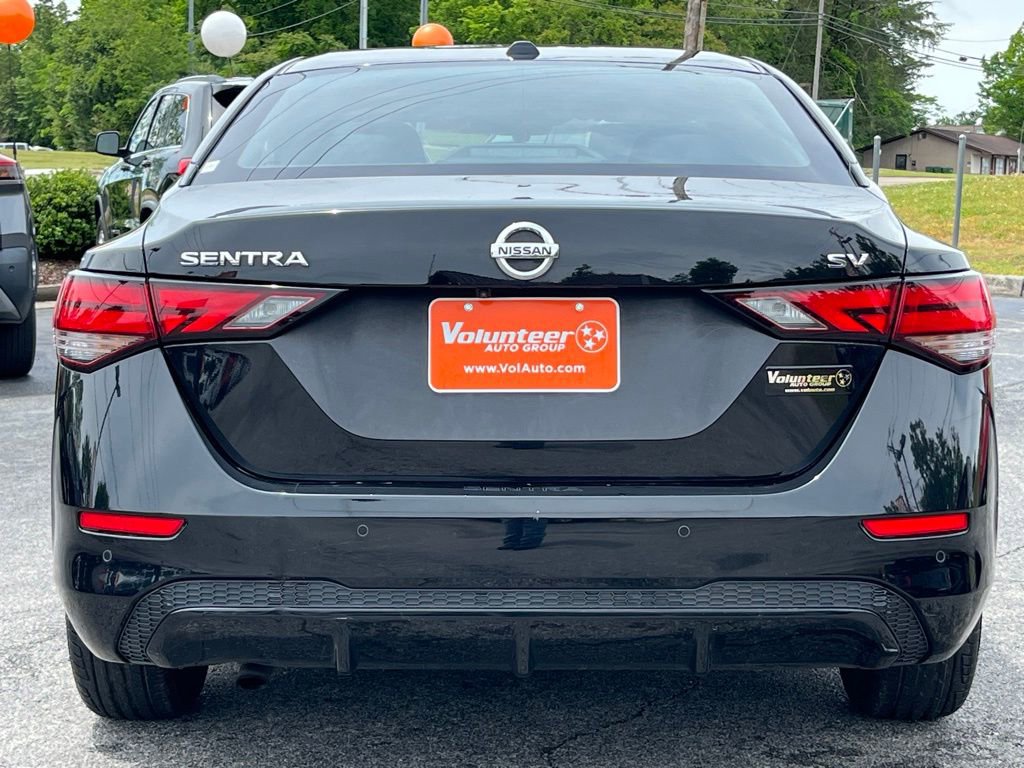 Used 2022 Nissan Sentra SV FWD image 7