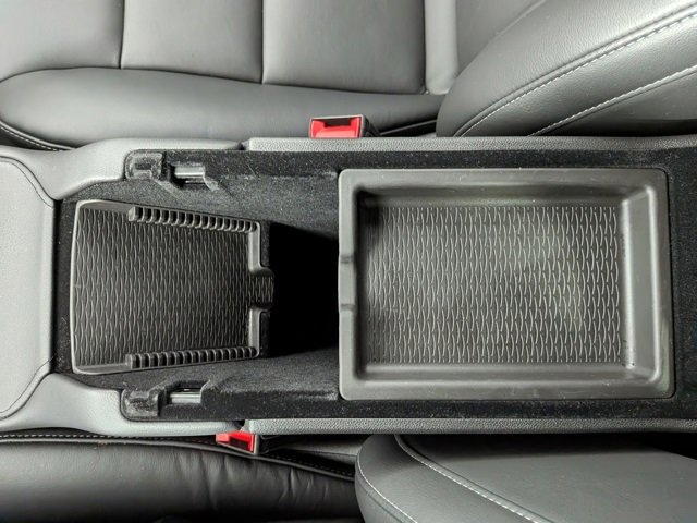 Certified 2022 Cadillac XT4 Premium Luxury w/ Enhanced Visibility Package image 27