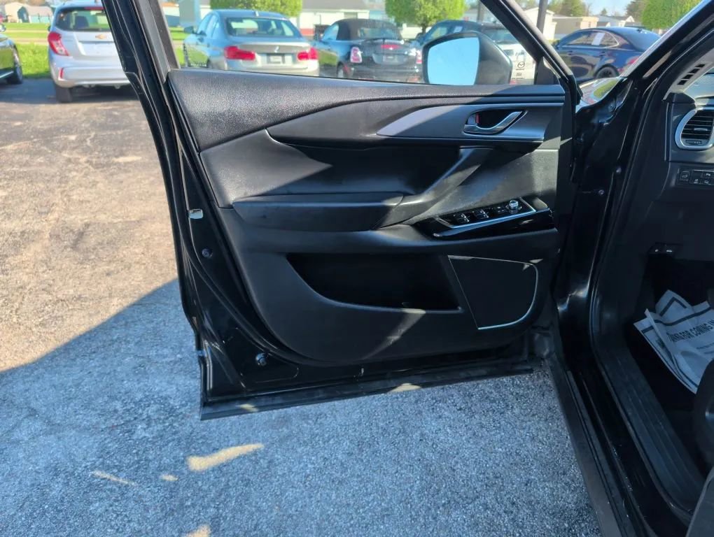 Used 2022 MAZDA CX-9 Touring Plus image 12