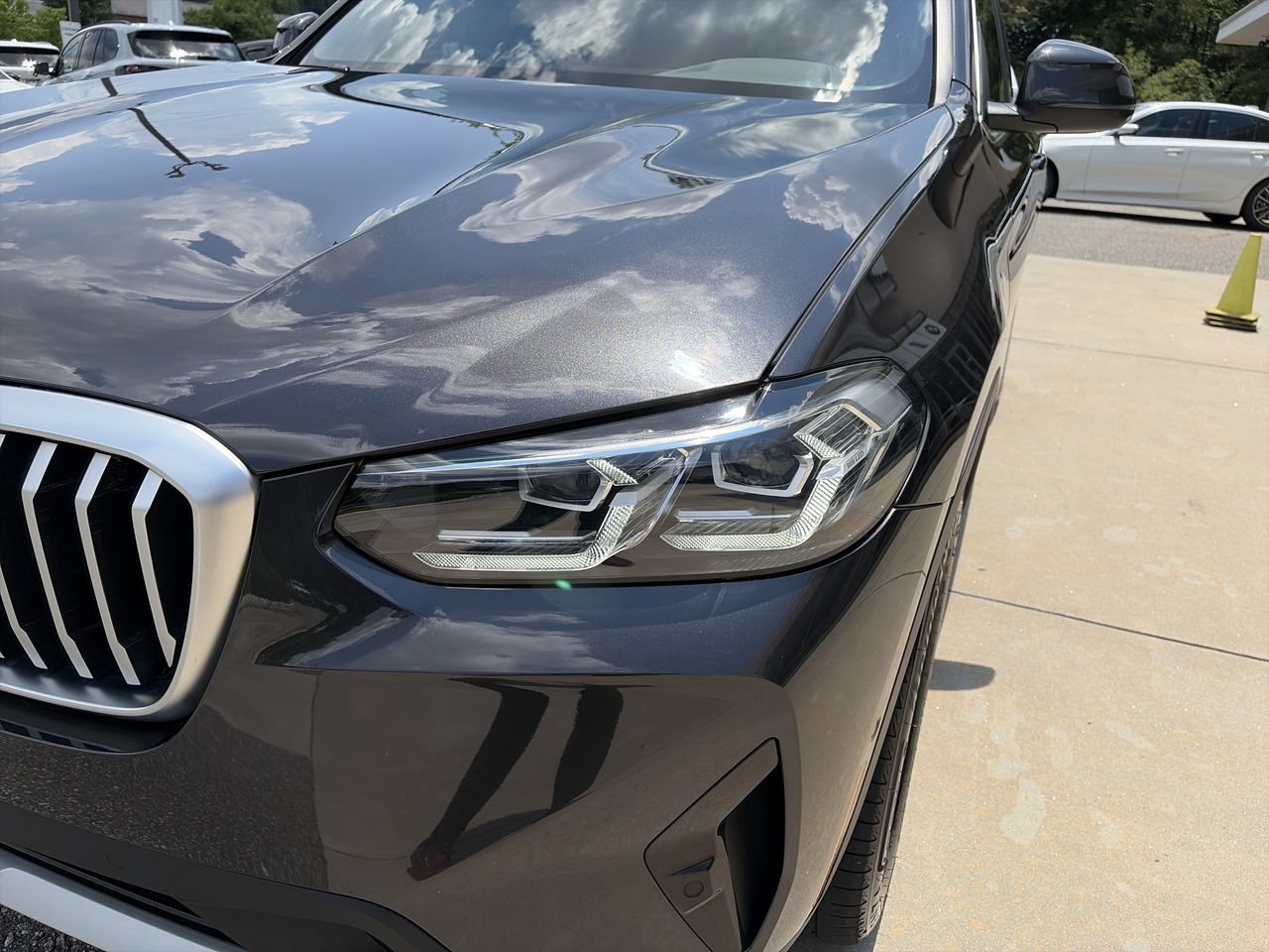 Used 2023 BMW X3 xDrive30i w/ Convenience Package w/ZPA AWD/4WD image 11