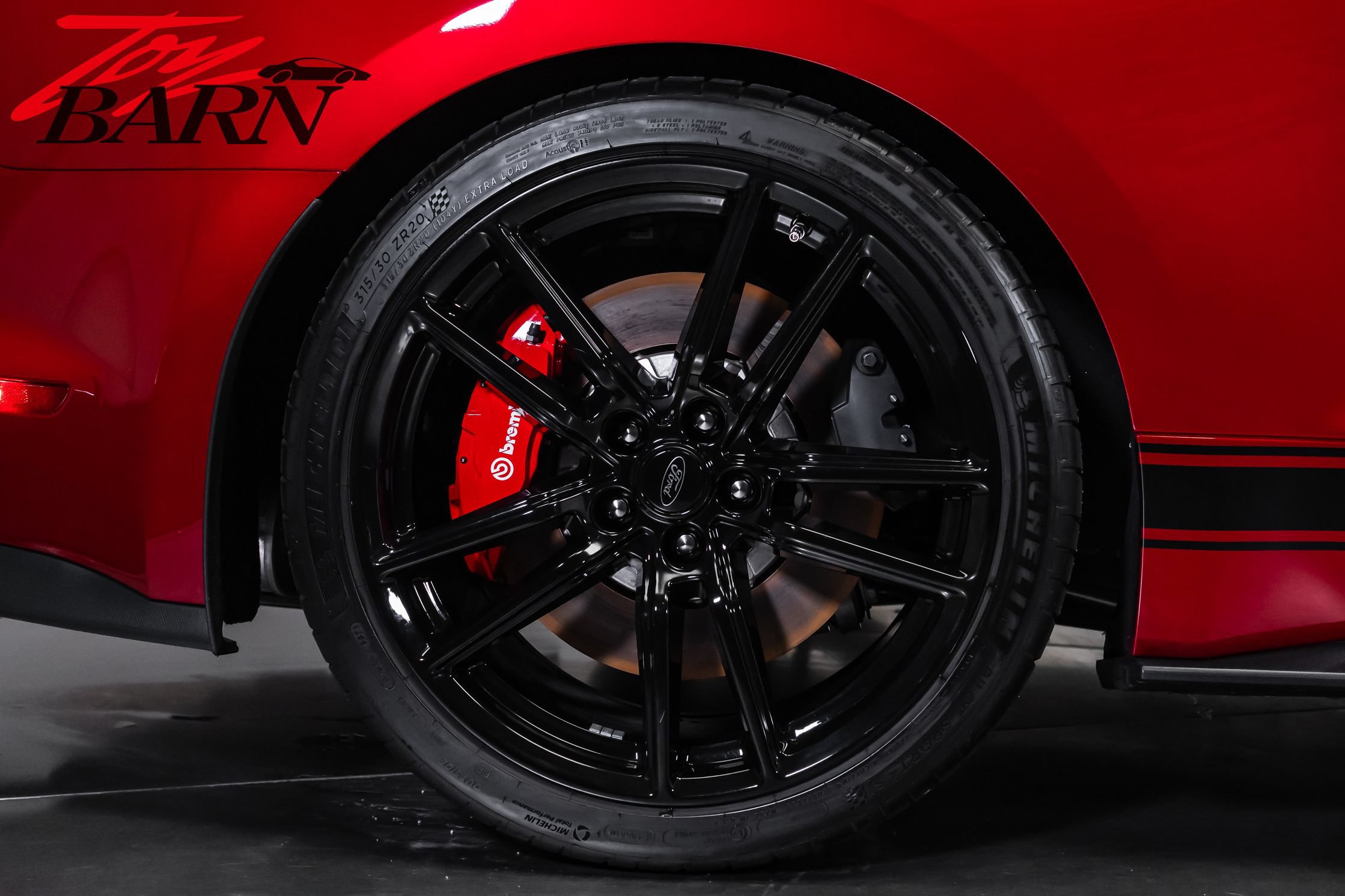 Used 2021 Ford Mustang Shelby GT500 w/ Technology Package RWD image 16