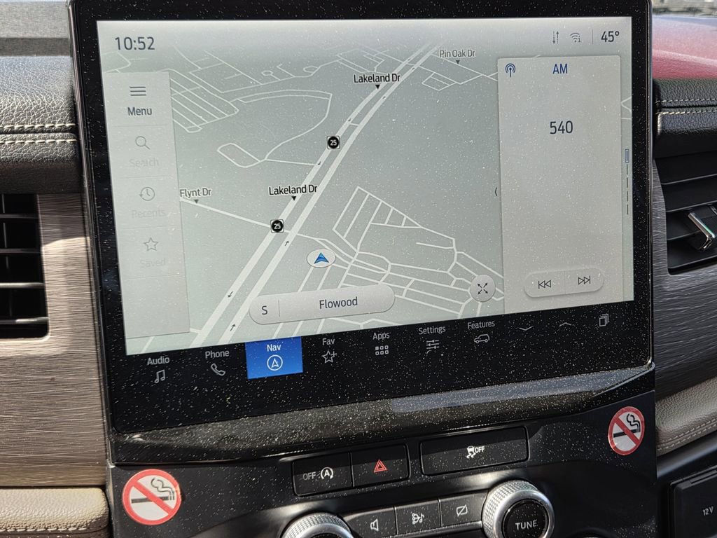 Used 2024 Ford Expedition Limited image 9