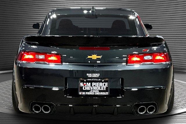 Used 2015 Chevrolet Camaro Z/28 RWD image 5