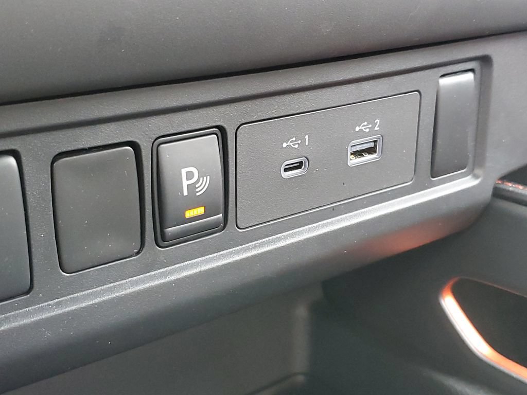 New 2025 Nissan Frontier PRO-4X AWD/4WD image 31