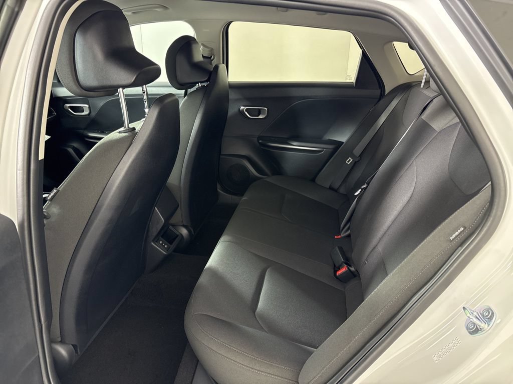 New 2026 Kia K4 FWD image 21
