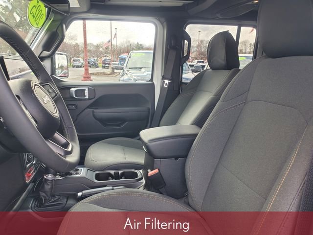 Used 2025 Jeep Wrangler Willys image 12