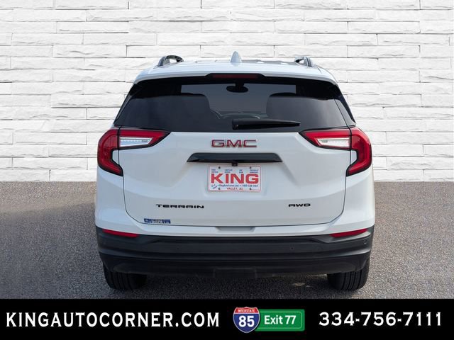 Used 2024 GMC Terrain SLE w/ Driver Convenience Package image 6