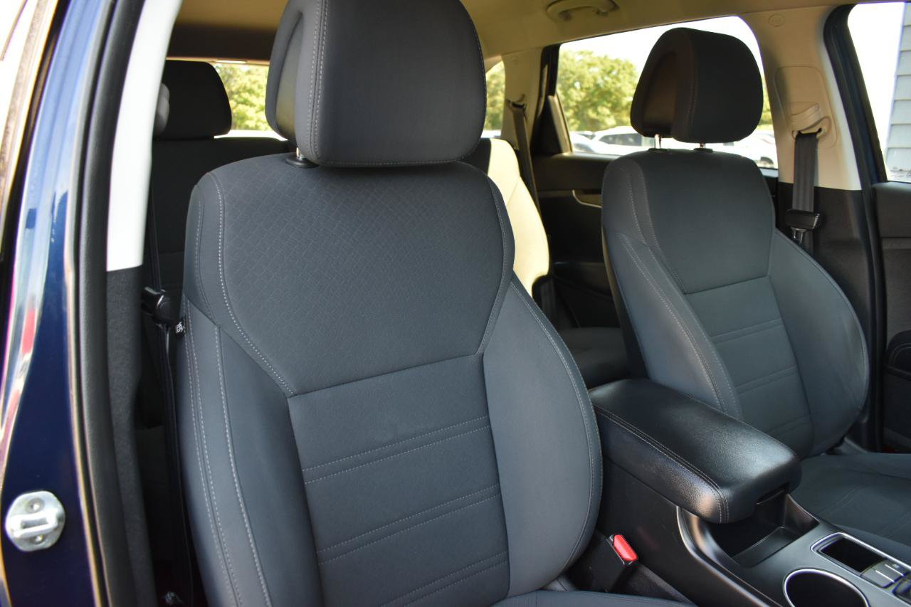 Used 2016 Kia Sorento FWD image 32