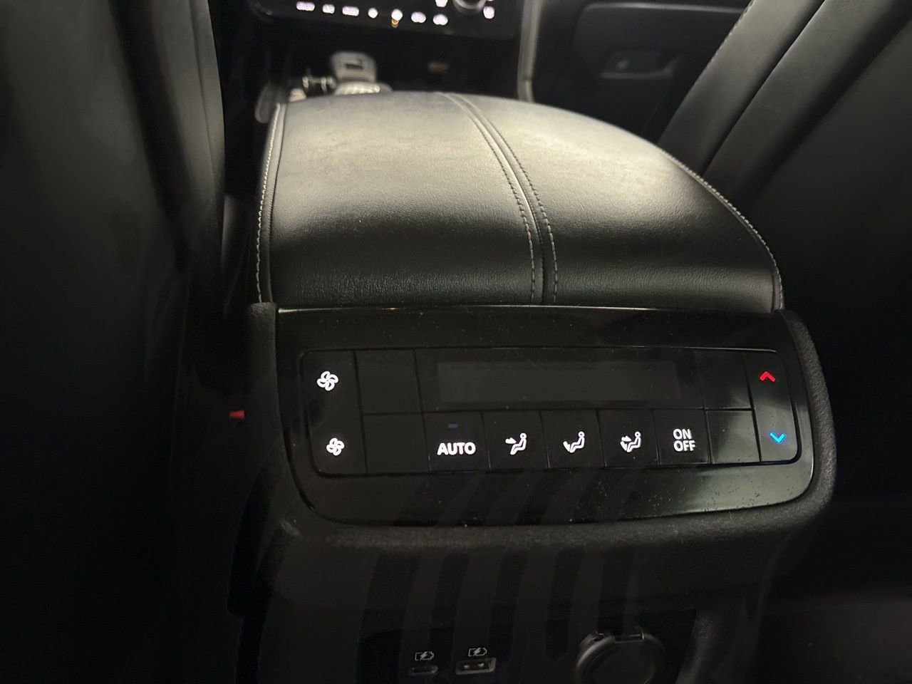 Used 2023 INFINITI QX60 Luxe w/ Cargo Package AWD/4WD image 23