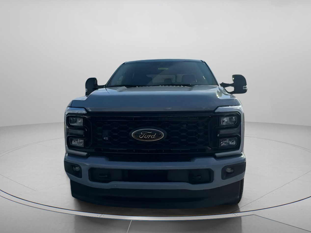 New 2026 Ford F350 Lariat w/ Black Appearance Package image 8