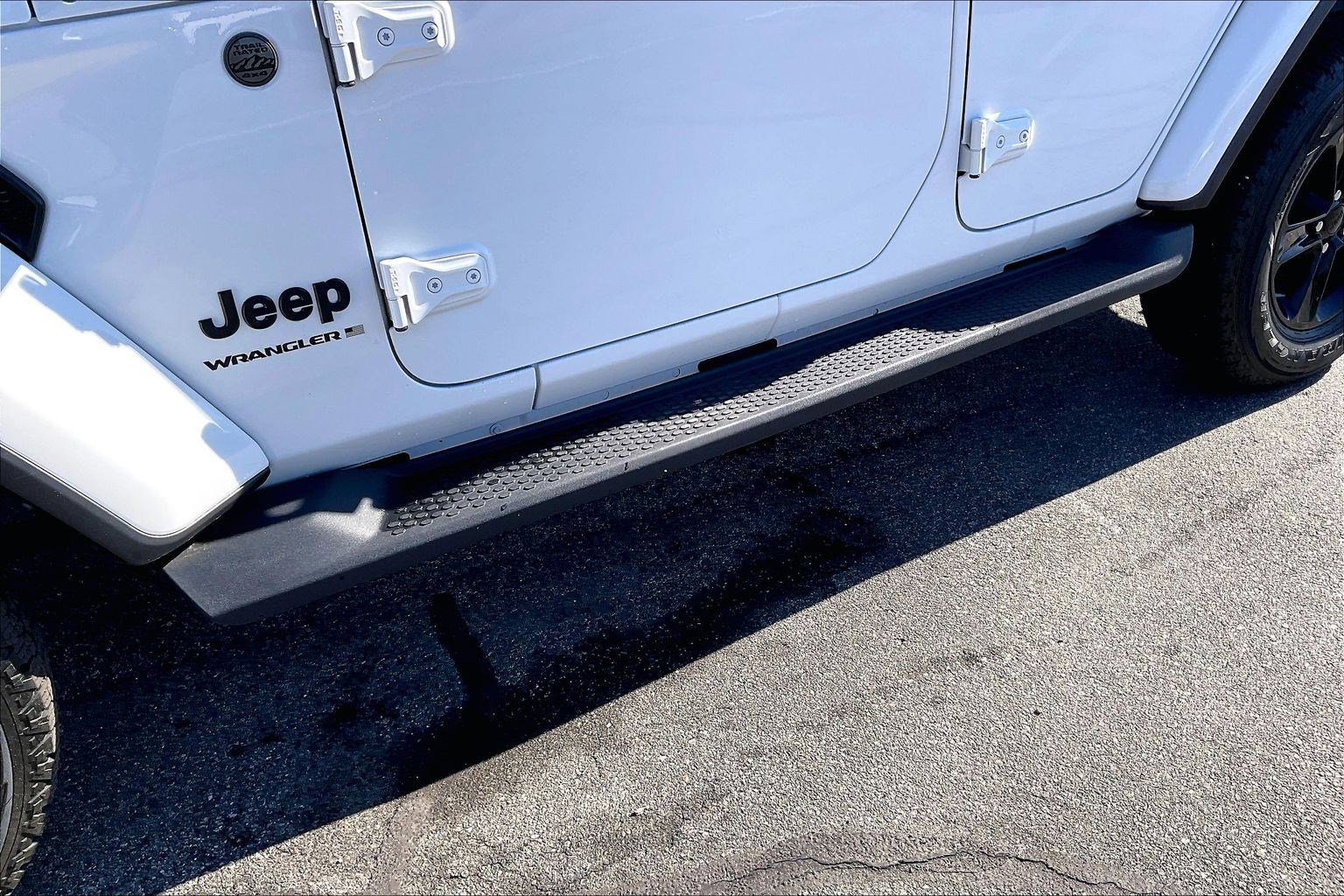 Certified 2023 Jeep Wrangler Unlimited Sahara image 30