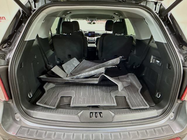 Used 2023 Ford Explorer XLT w/ Class IV Trailer Tow Package AWD/4WD image 24