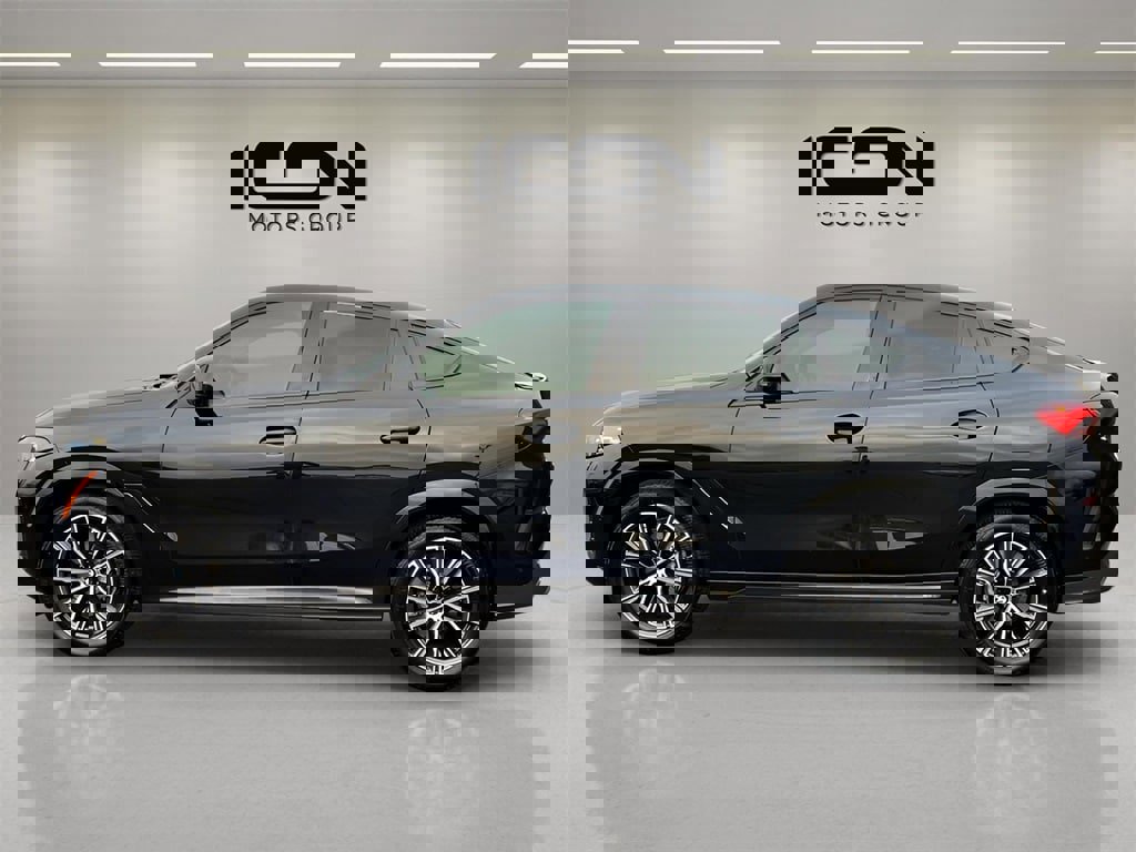 Used 2025 BMW X6 xDrive40i image 3
