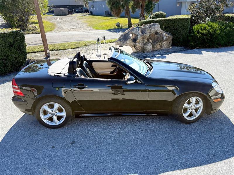 Used 2003 Mercedes-Benz SLK 320 image 6