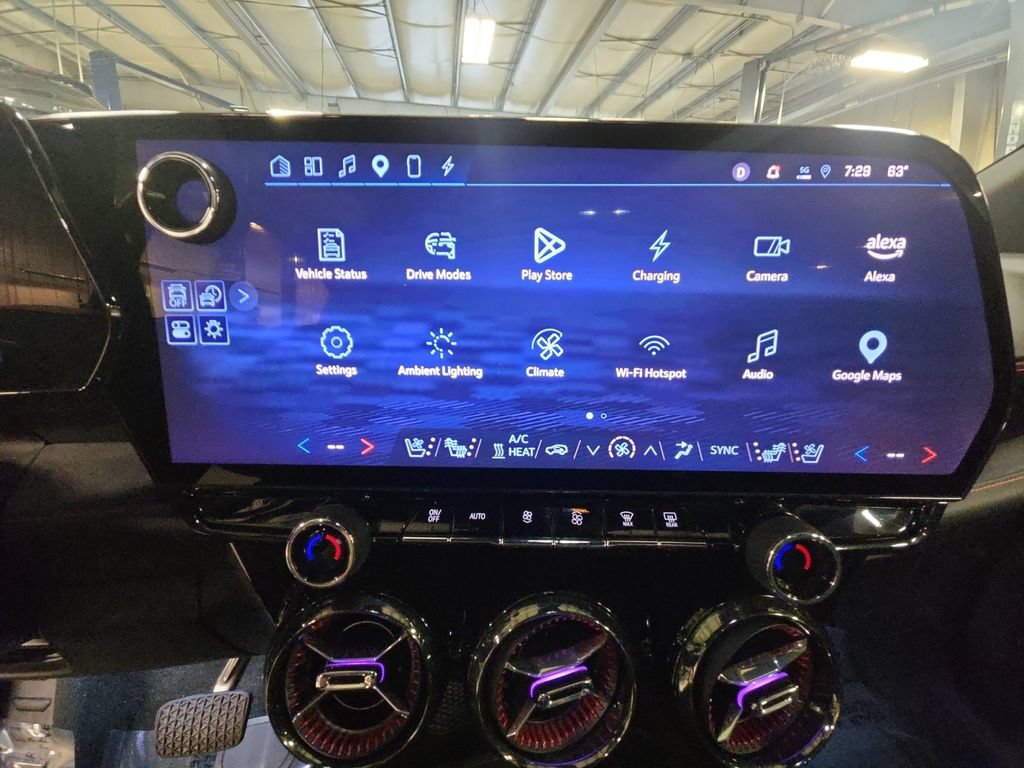 Certified 2024 Chevrolet Blazer EV RS AWD/4WD image 18