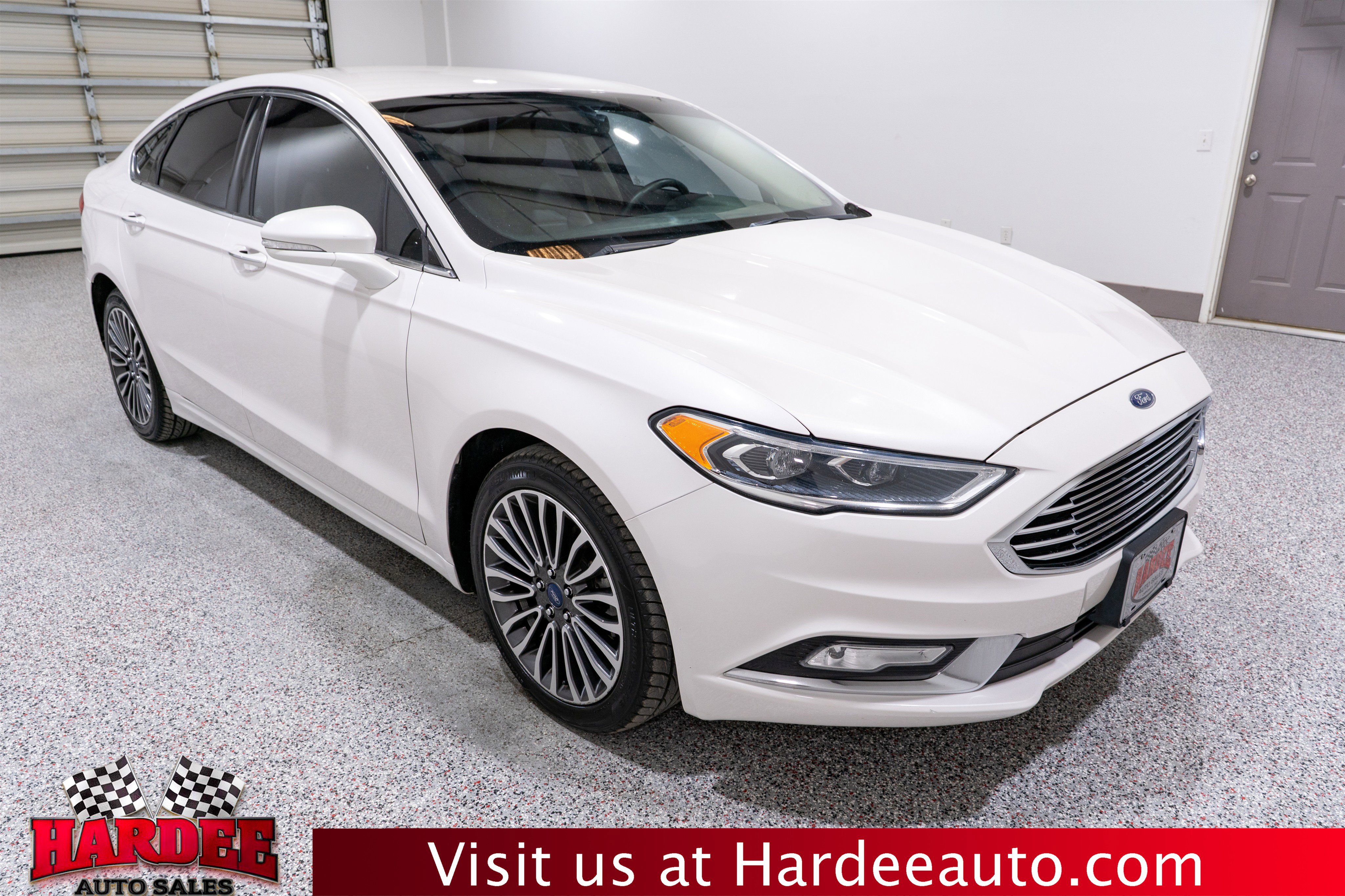 Used 2017 Ford Fusion SE image 6