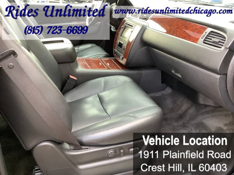 Used 2011 Chevrolet Tahoe LTZ AWD/4WD image 31