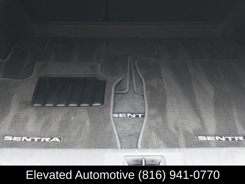 Used 2025 Nissan Sentra S image 10