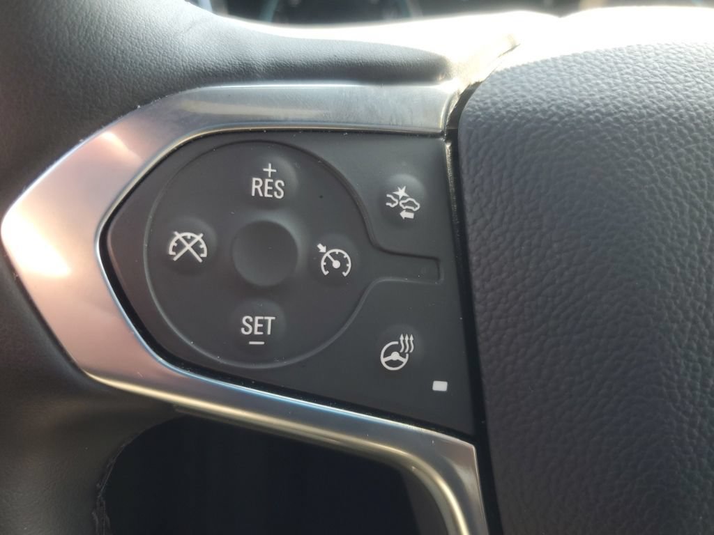 Used 2023 Chevrolet Traverse RS AWD/4WD image 33